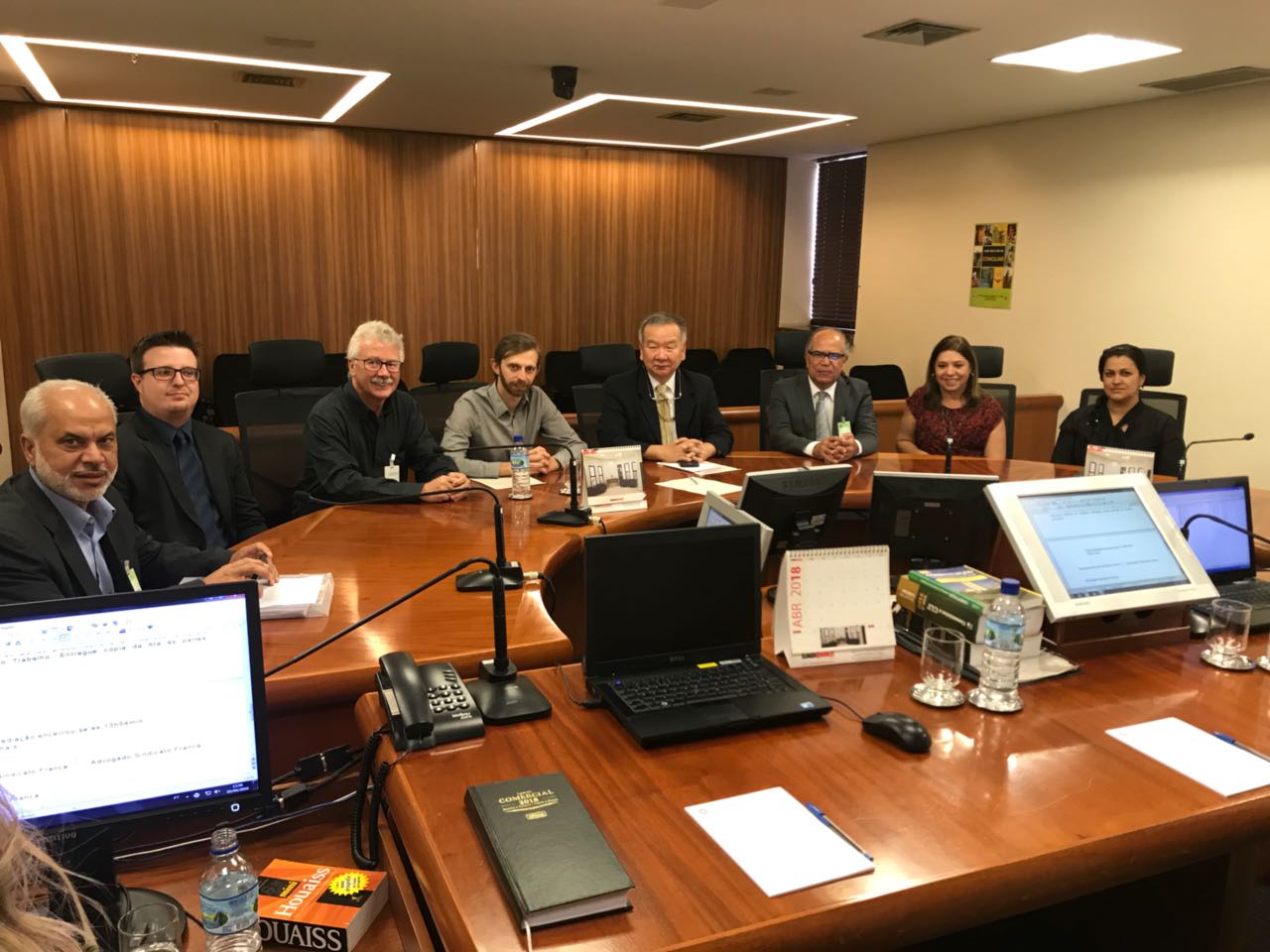Em compasso de espera a Campanha salarial em Franca. Audiência de conciliação é adiada para 8 de maio 